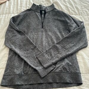 Lululemon Men’s Half-Zip waffle pullover L